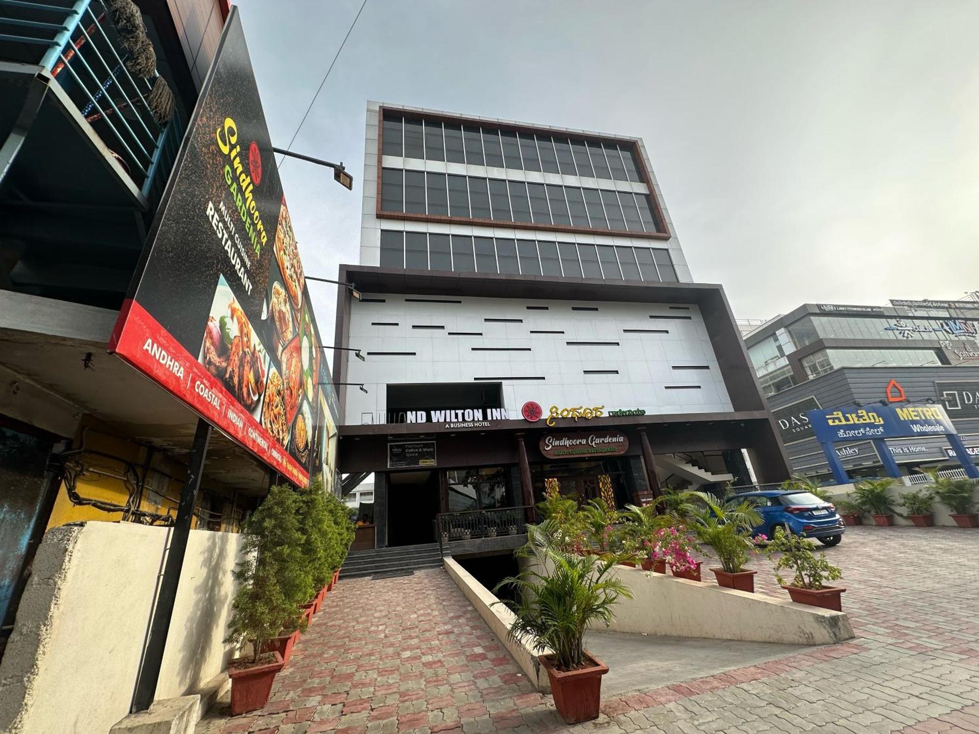 Collection O Local Square | Whitefield Hotel Bangalore Exterior foto